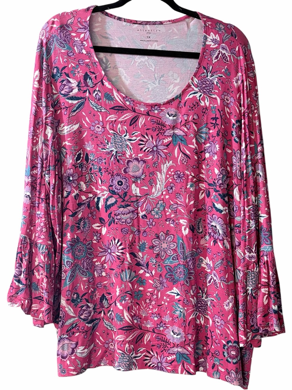 NWT Plus Size Pink Floral Stretch Knit Top Bell Sleeves 1X